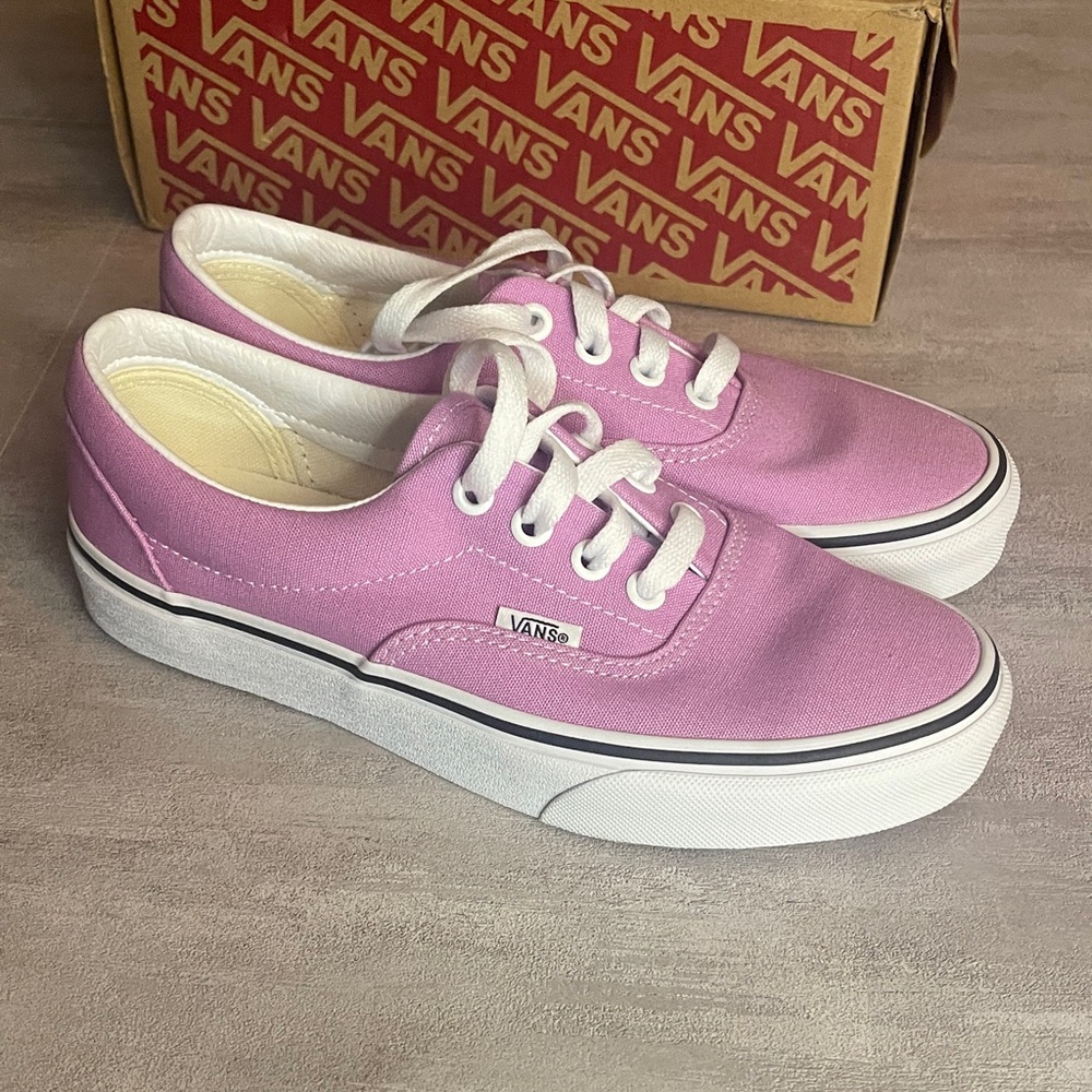 Vans -Orchid/True White Women's Sneakers- New w Box SZ 6